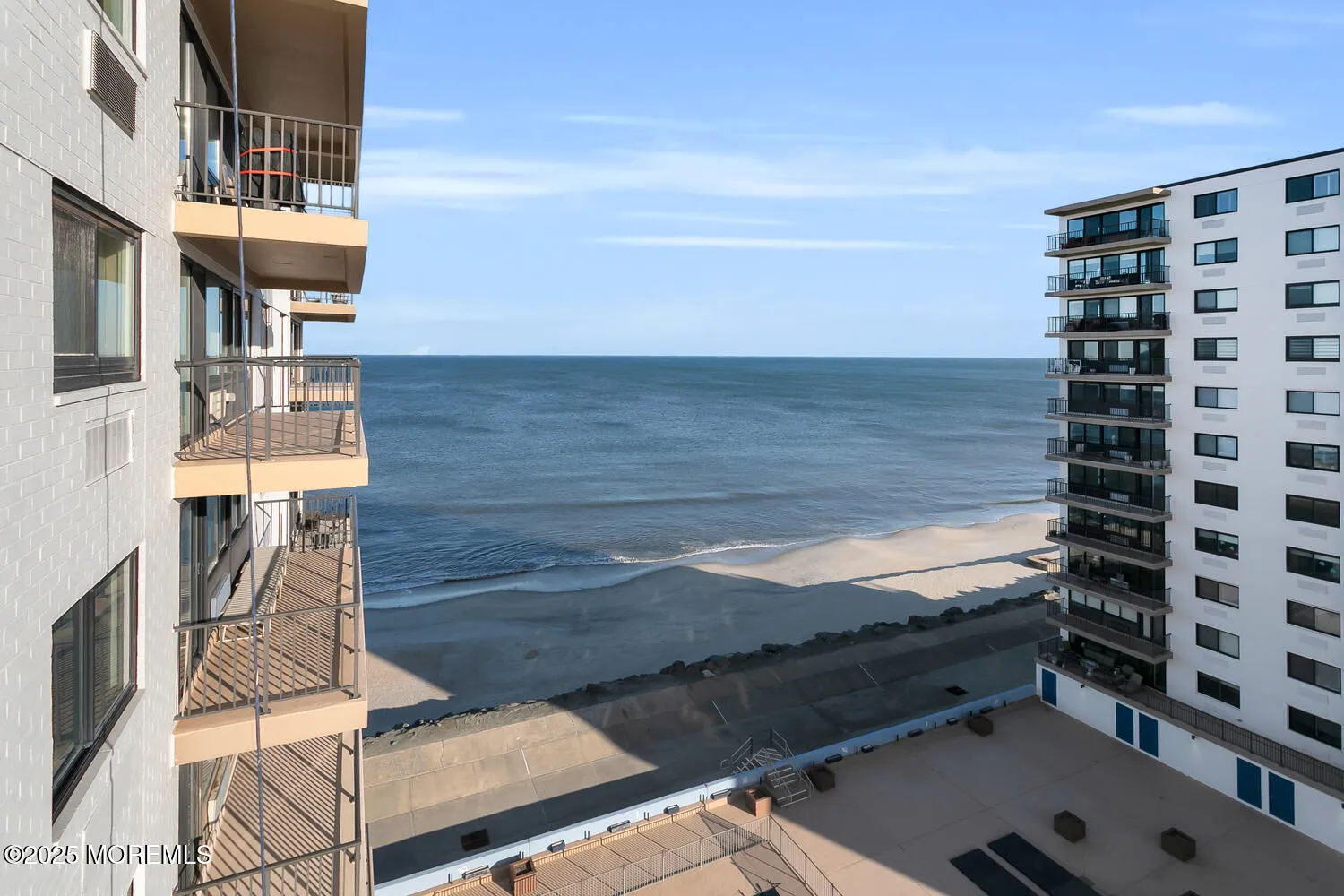 Monmouth Beach, New Jersey 07750, United States, 1 Bedroom Bedrooms, ,2 BathroomsBathrooms,Residential,Active,86462
