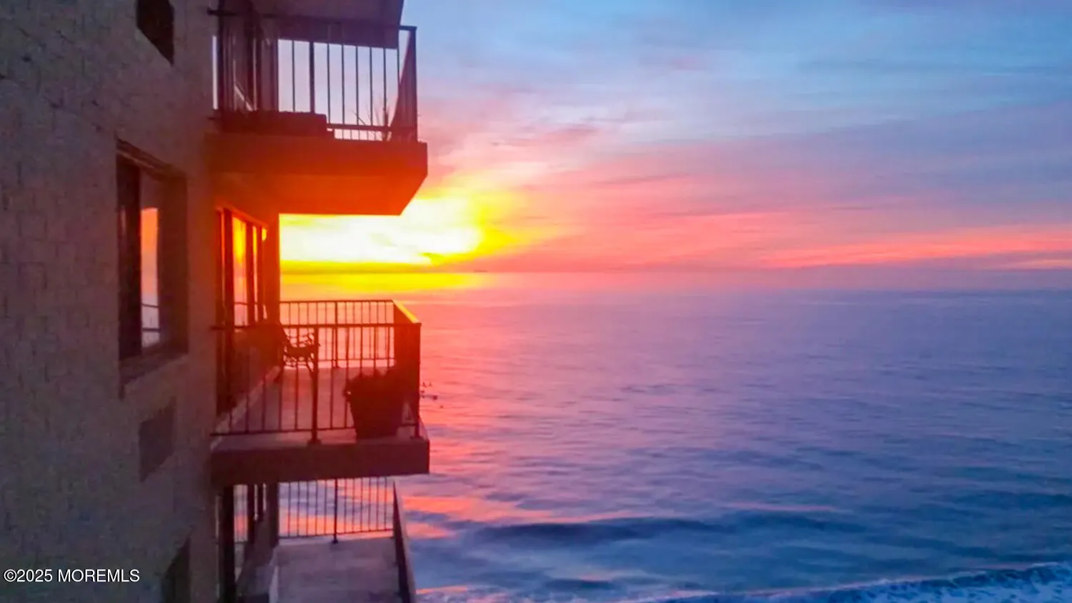 Monmouth Beach, New Jersey 07750, United States, 1 Bedroom Bedrooms, ,2 BathroomsBathrooms,Residential,Active,86462