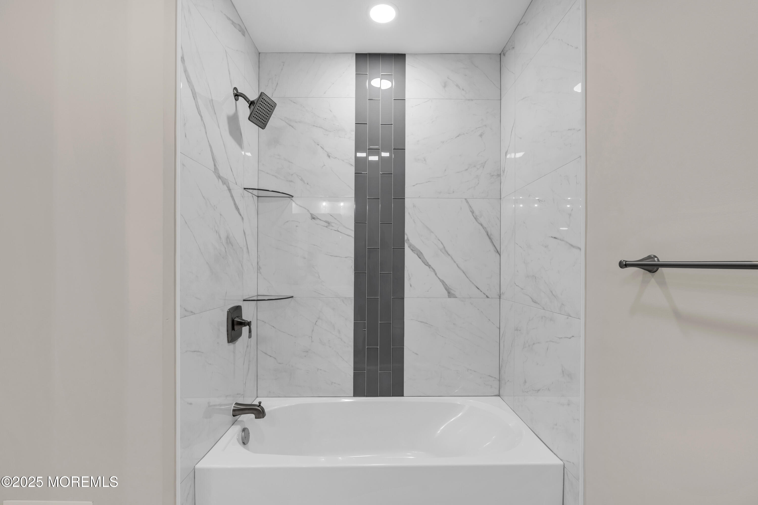 7 Seabreeze Square, Freehold, New Jersey image 24