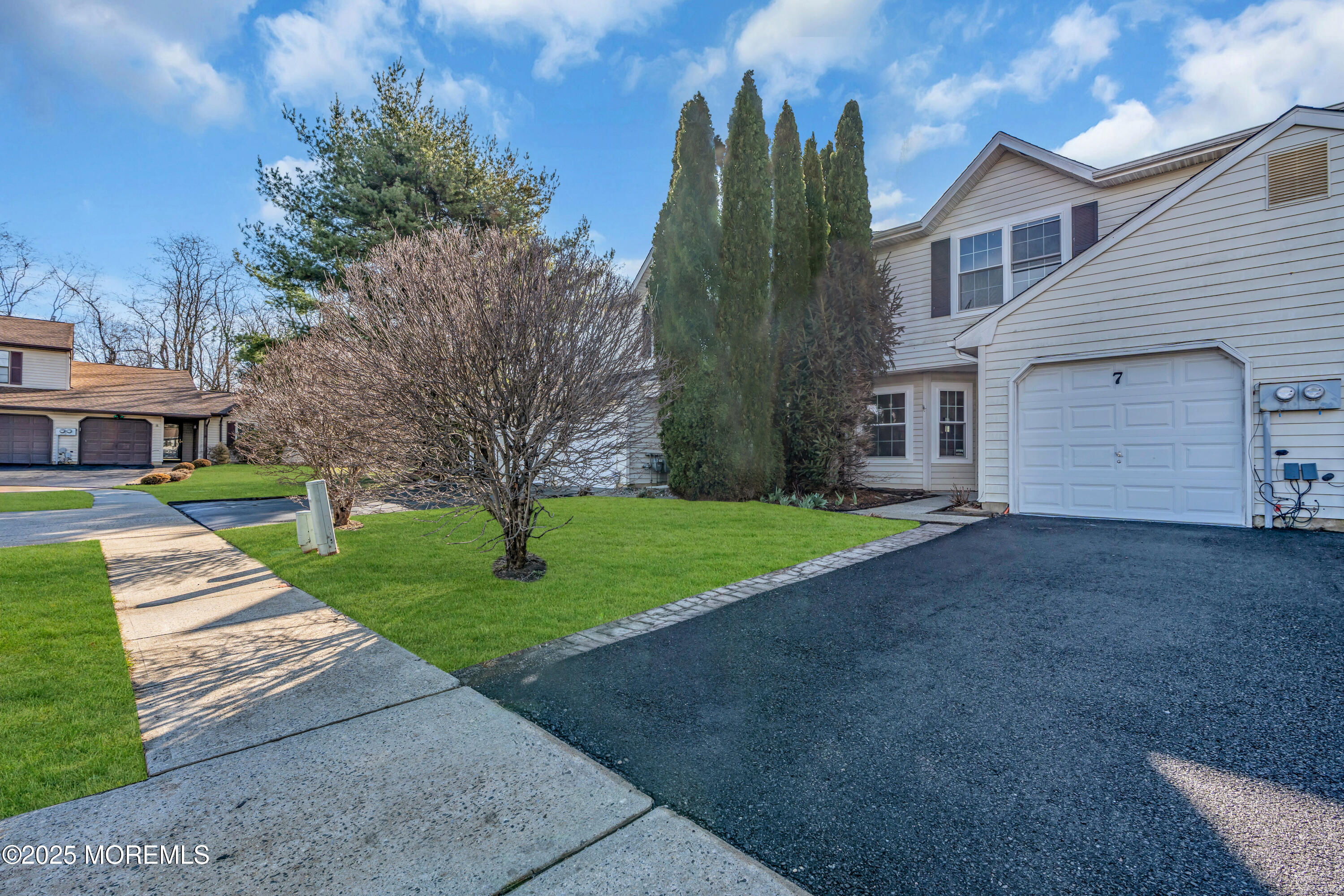 7 Seabreeze Square, Freehold, New Jersey image 2