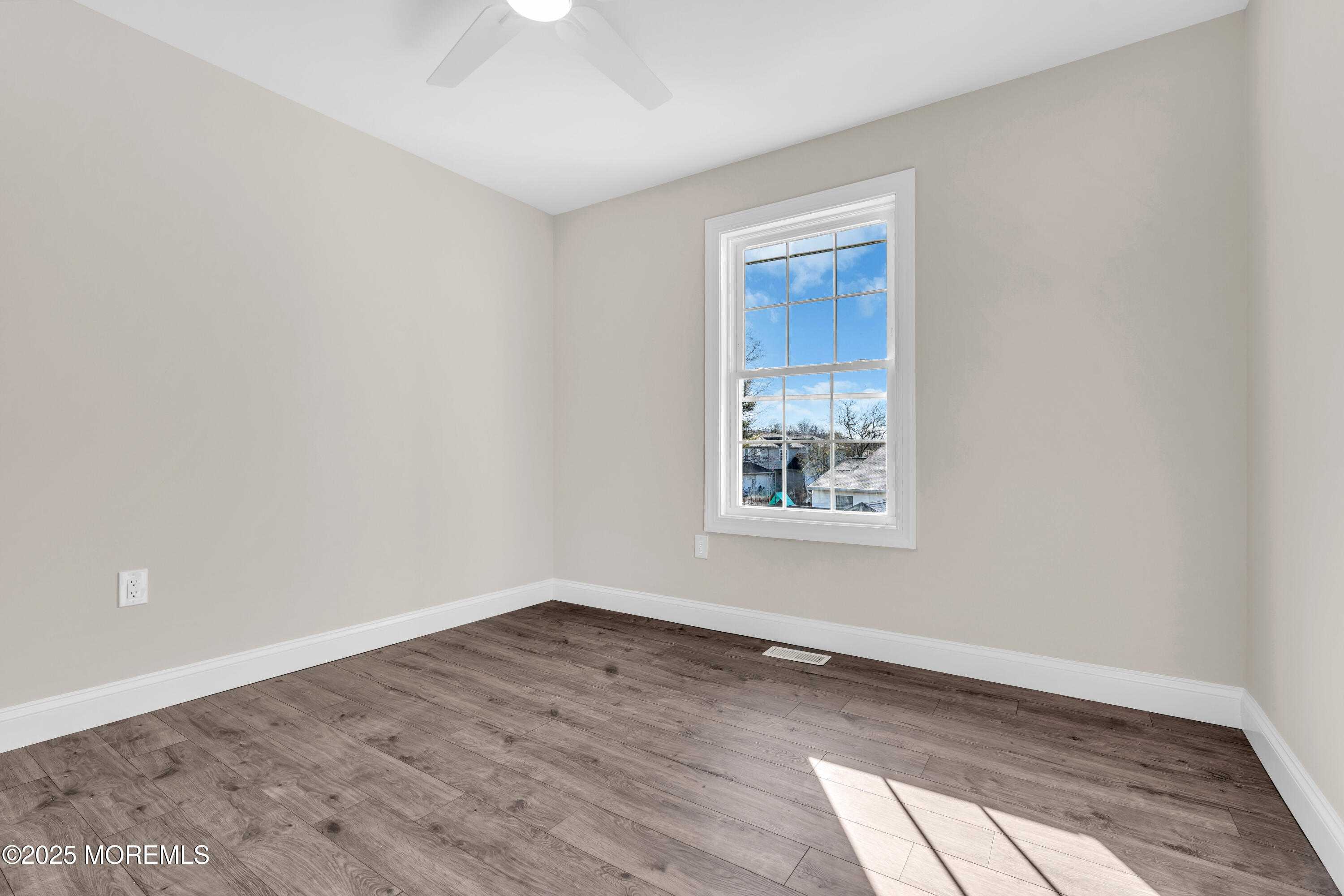 7 Seabreeze Square, Freehold, New Jersey image 21