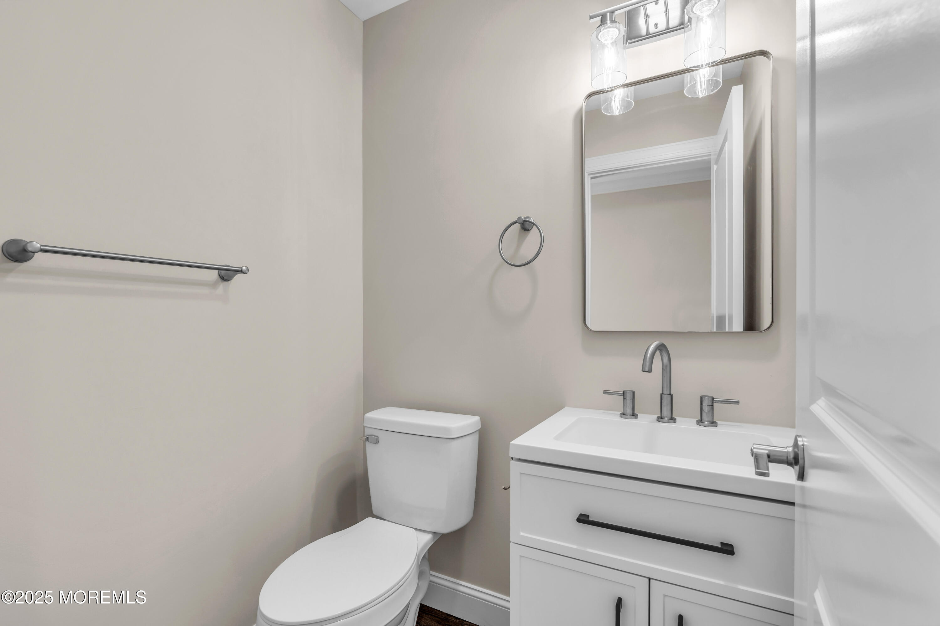 7 Seabreeze Square, Freehold, New Jersey image 15
