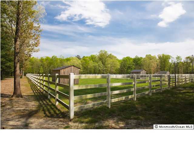 24 Squankum Road, Colts Neck, New Jersey image 9