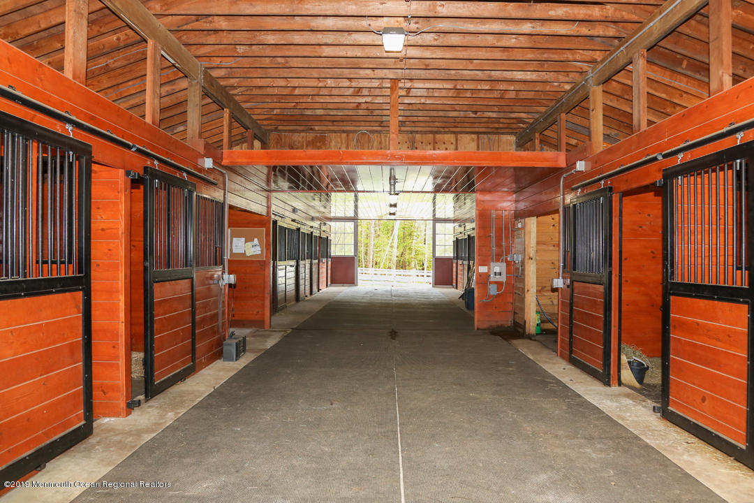 24 Squankum Road, Colts Neck, New Jersey image 11