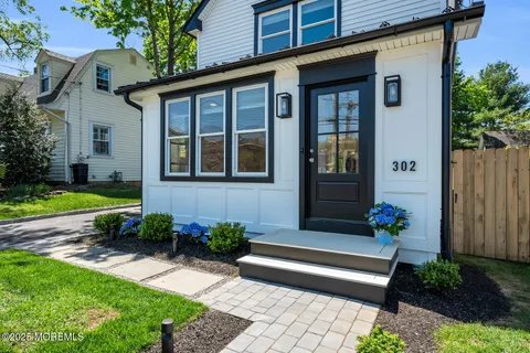 302 Spring Street, Red Bank, NJ 07701 - MLS#: 22512641
