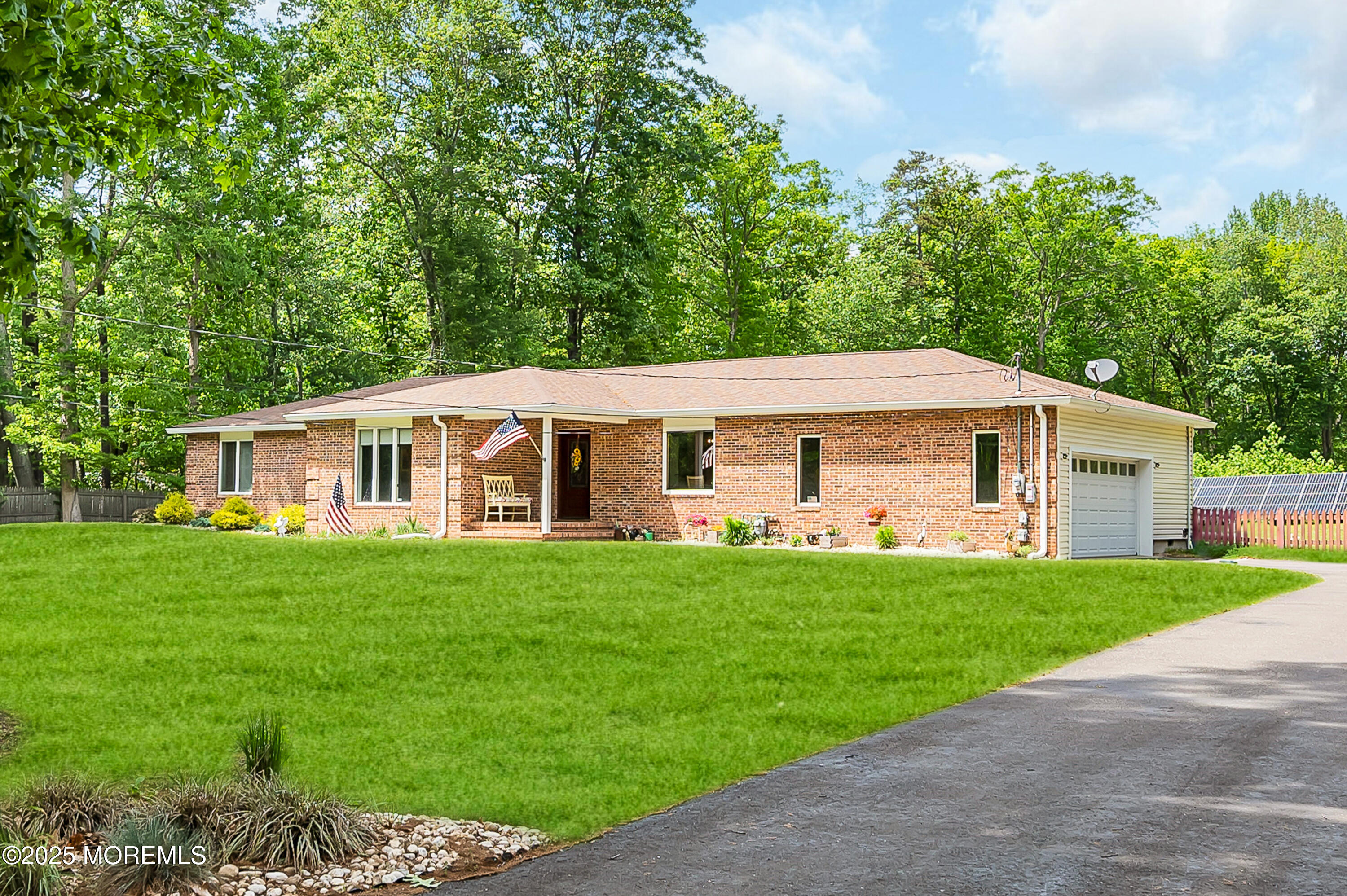 3 Stoney Brook Trail, Howell, New Jersey image 3