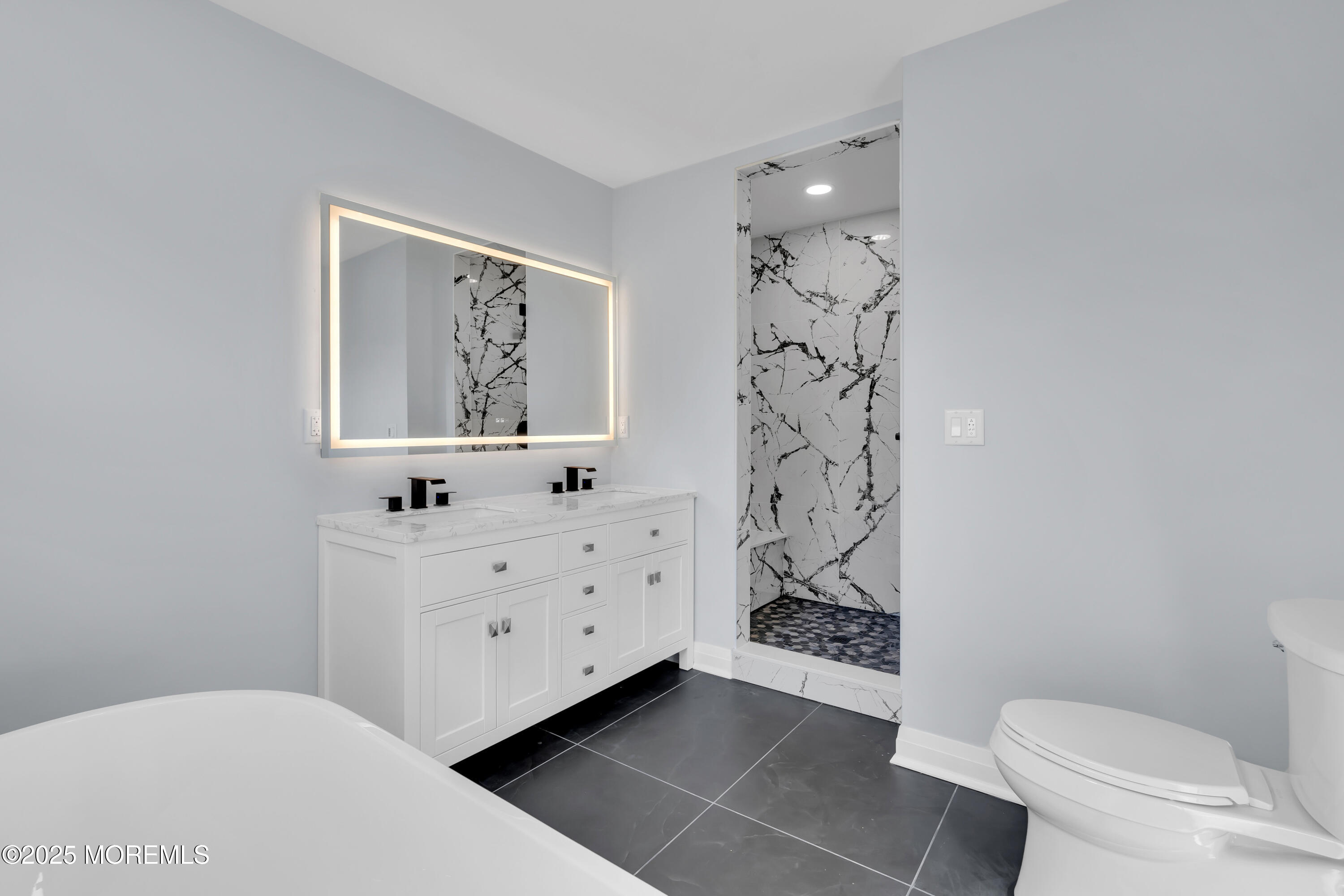 284 Middle Road, Holmdel, New Jersey image 23