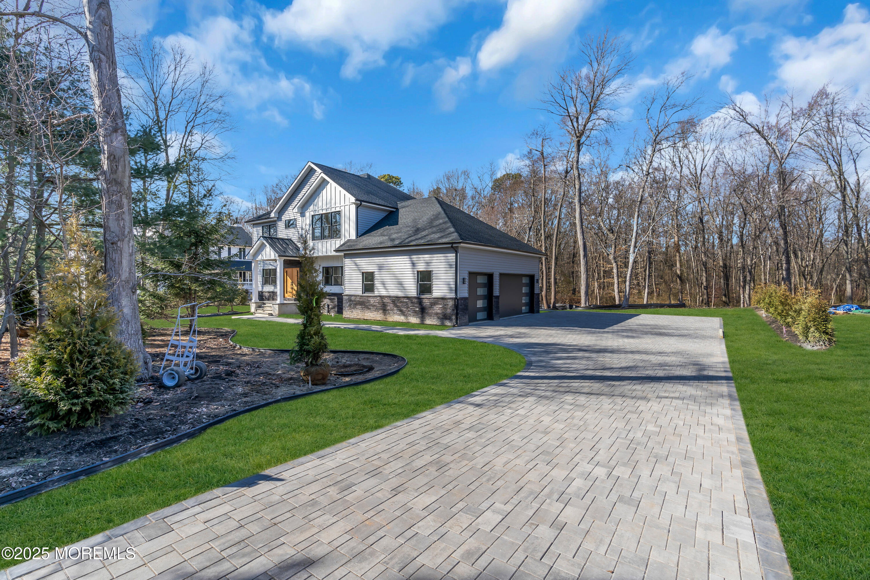 284 Middle Road, Holmdel, New Jersey image 34