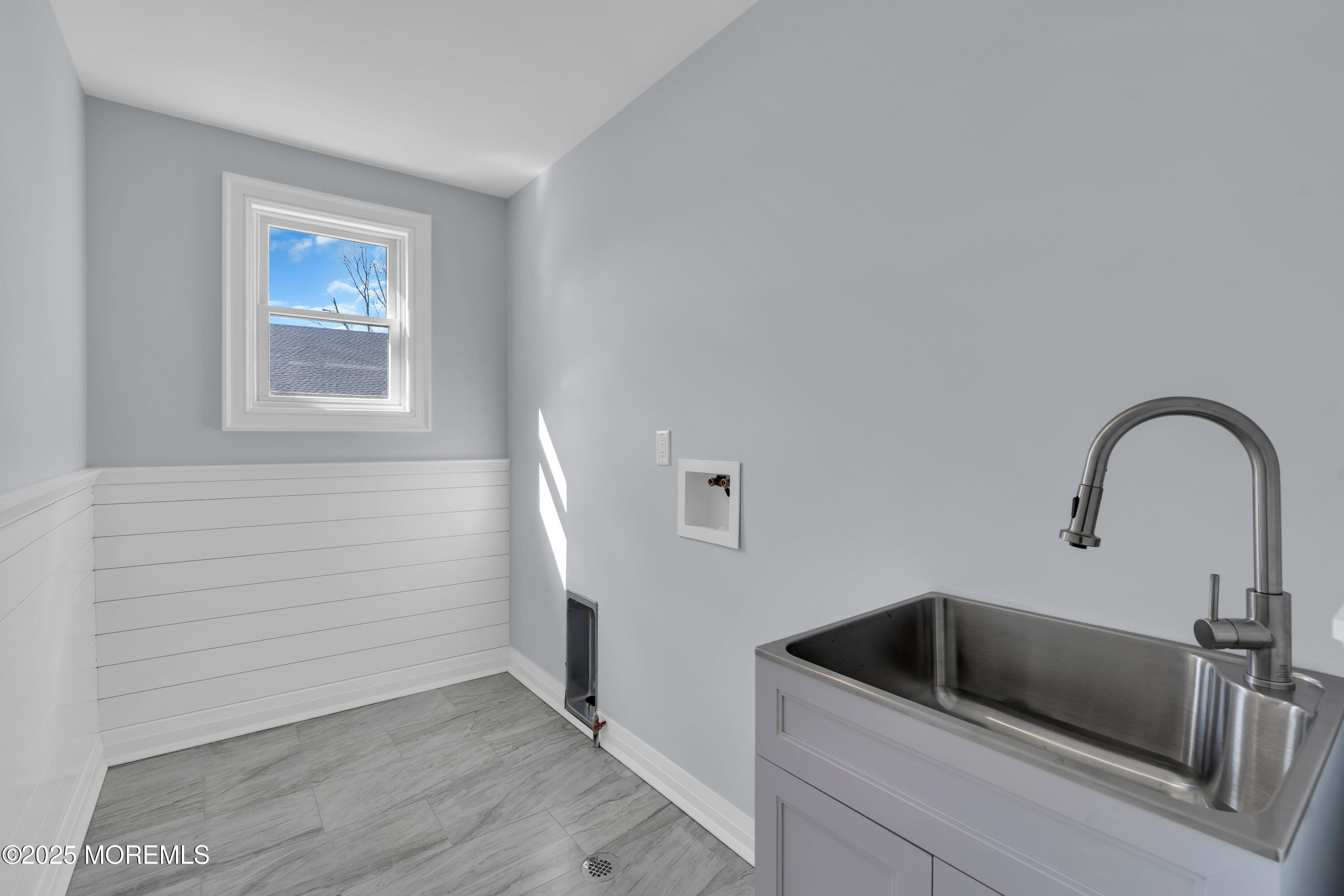 284 Middle Road, Holmdel, New Jersey image 19