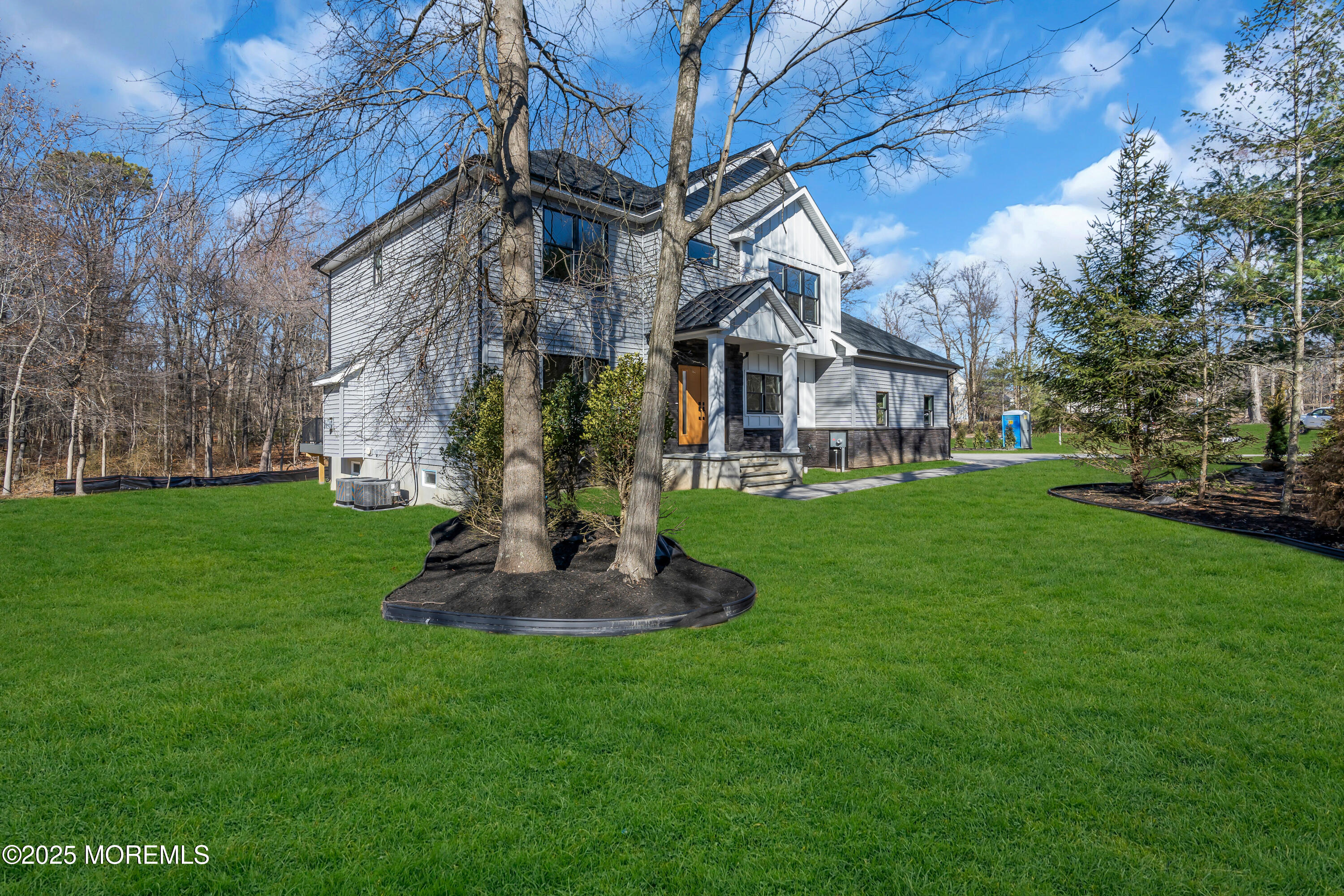 284 Middle Road, Holmdel, New Jersey image 32