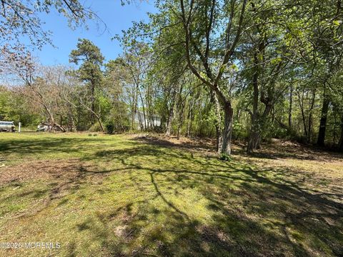 Vacant Land For Sale - 2132 Tenth Avenue<br/> Toms River, NJ 08757