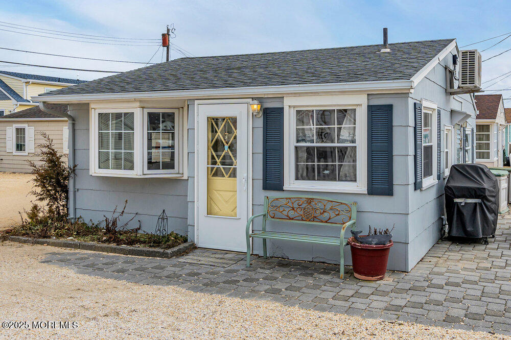 37 E Penguin Way, Lavallette, New Jersey image 3