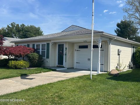 Condo For Sale - 25 S Thames Place<br/> Brick, NJ 08723