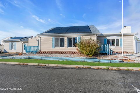 Photo of 934 7th Street, Union Beach, NJ 07735 (MLS # 22601357)