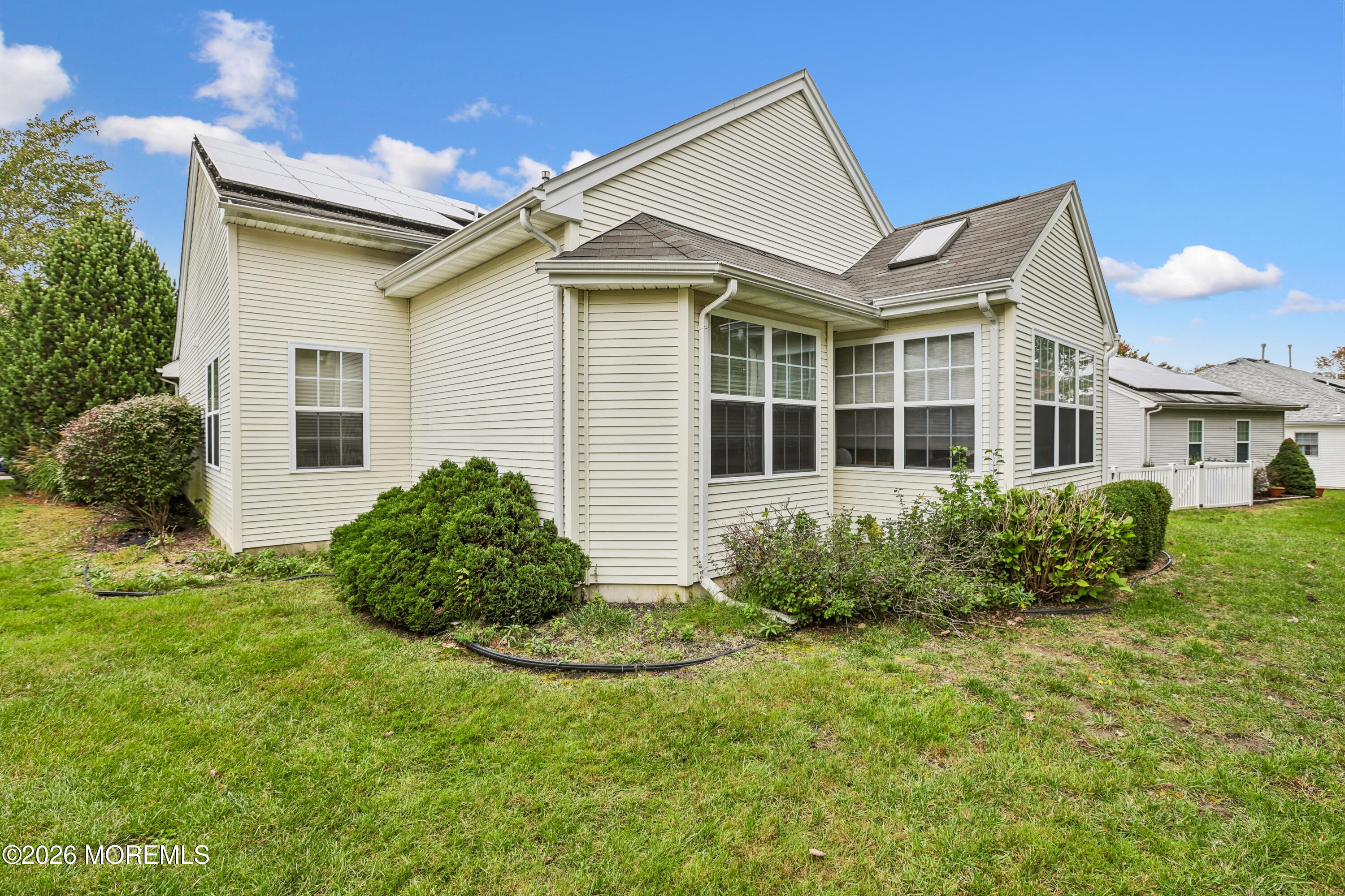 27 Sunrise Bay Boulevard