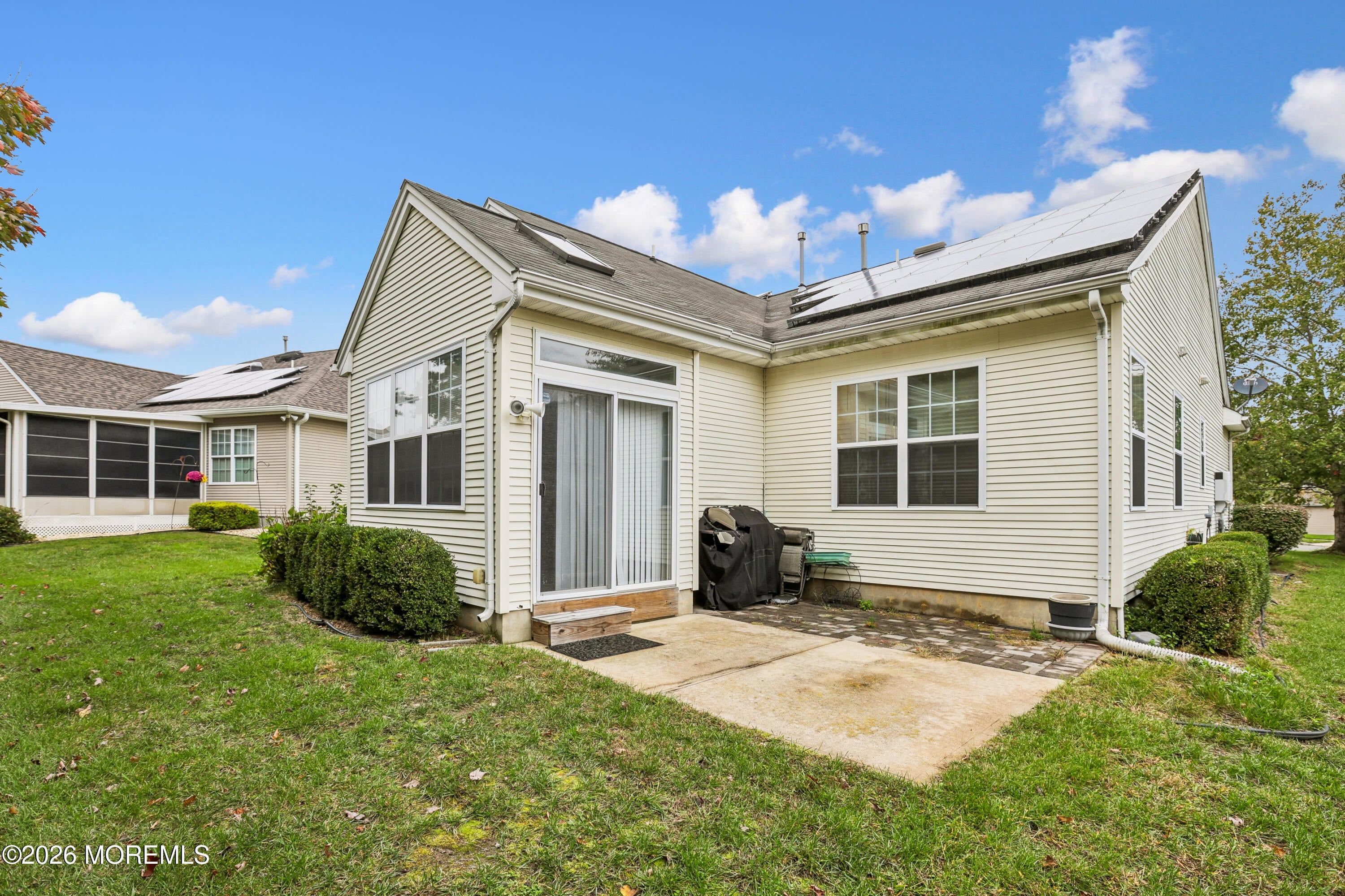 27 Sunrise Bay Boulevard