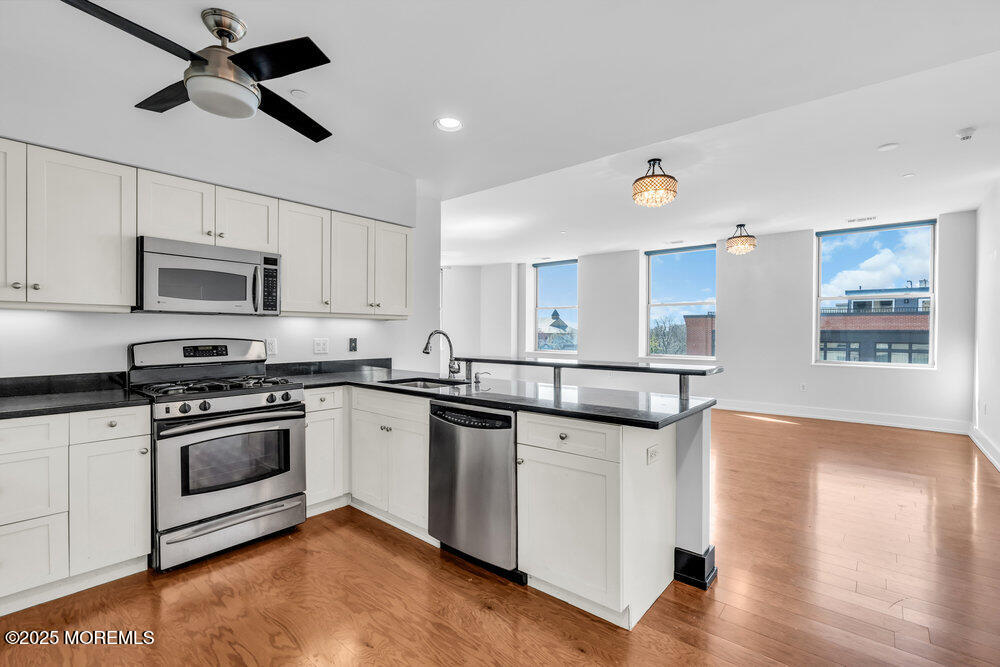 501 Grand Avenue #4D, Asbury Park, New Jersey image 6