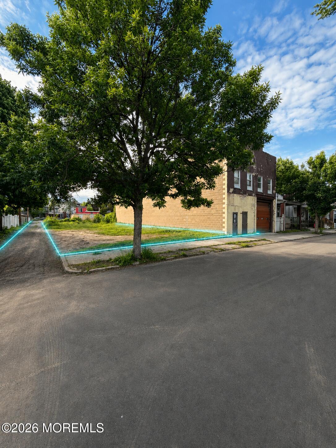 12 Pierce Avenue