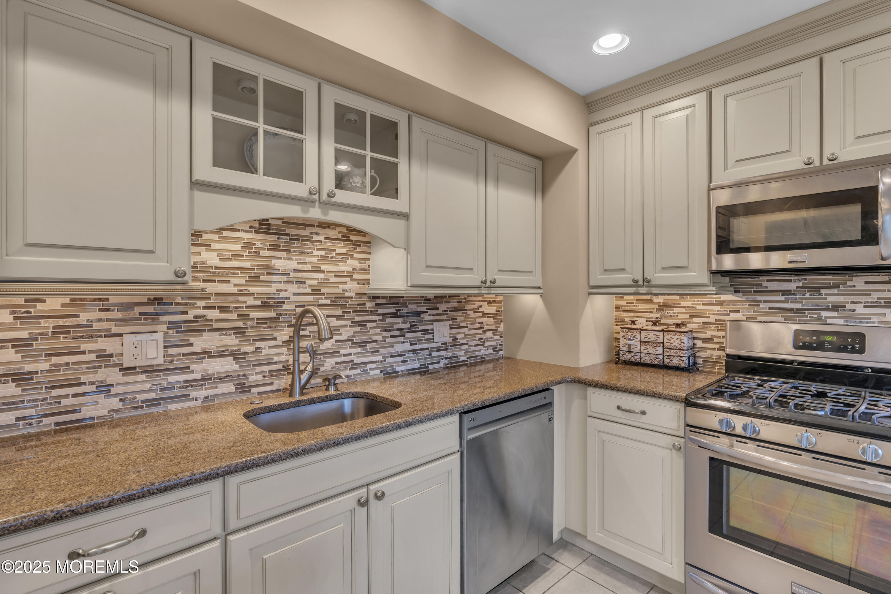 24 Woodland Drive, Middletown, New Jersey image 21