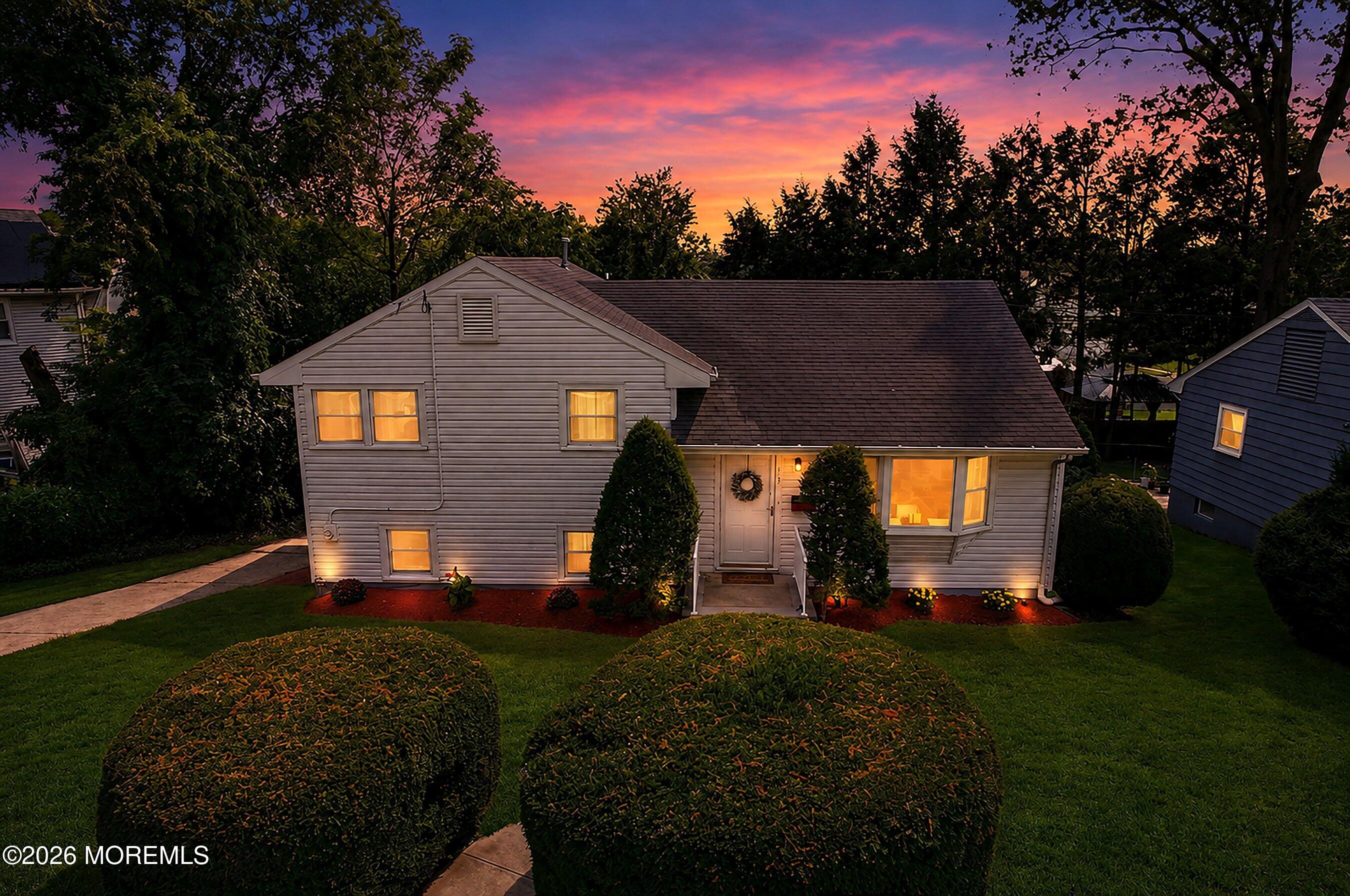 13 Glencourt Avenue