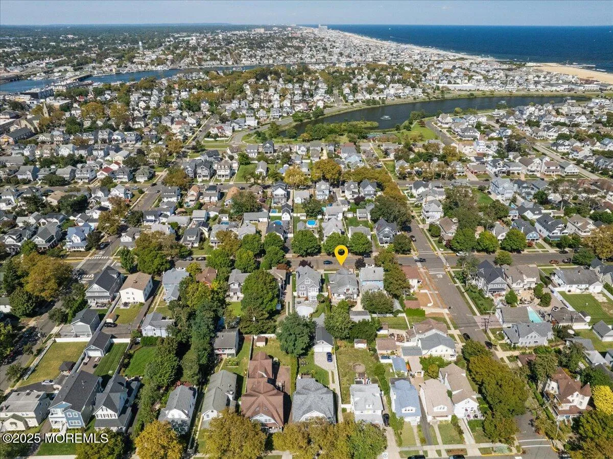 Belmar, New Jersey 07719, United States, 6 Bedrooms Bedrooms, ,6 BathroomsBathrooms,Residential,Active,205856