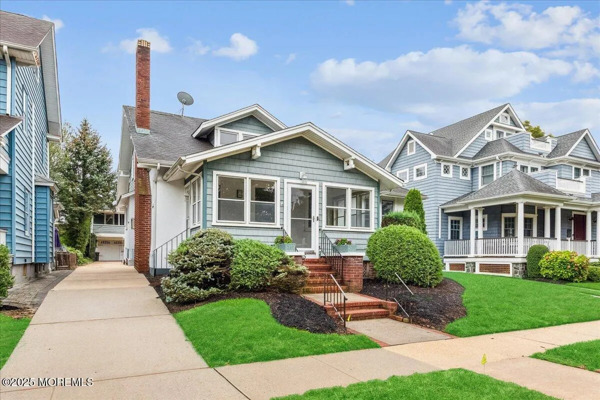 Belmar, New Jersey 07719, United States, 6 Bedrooms Bedrooms, ,6 BathroomsBathrooms,Residential,Active,205856