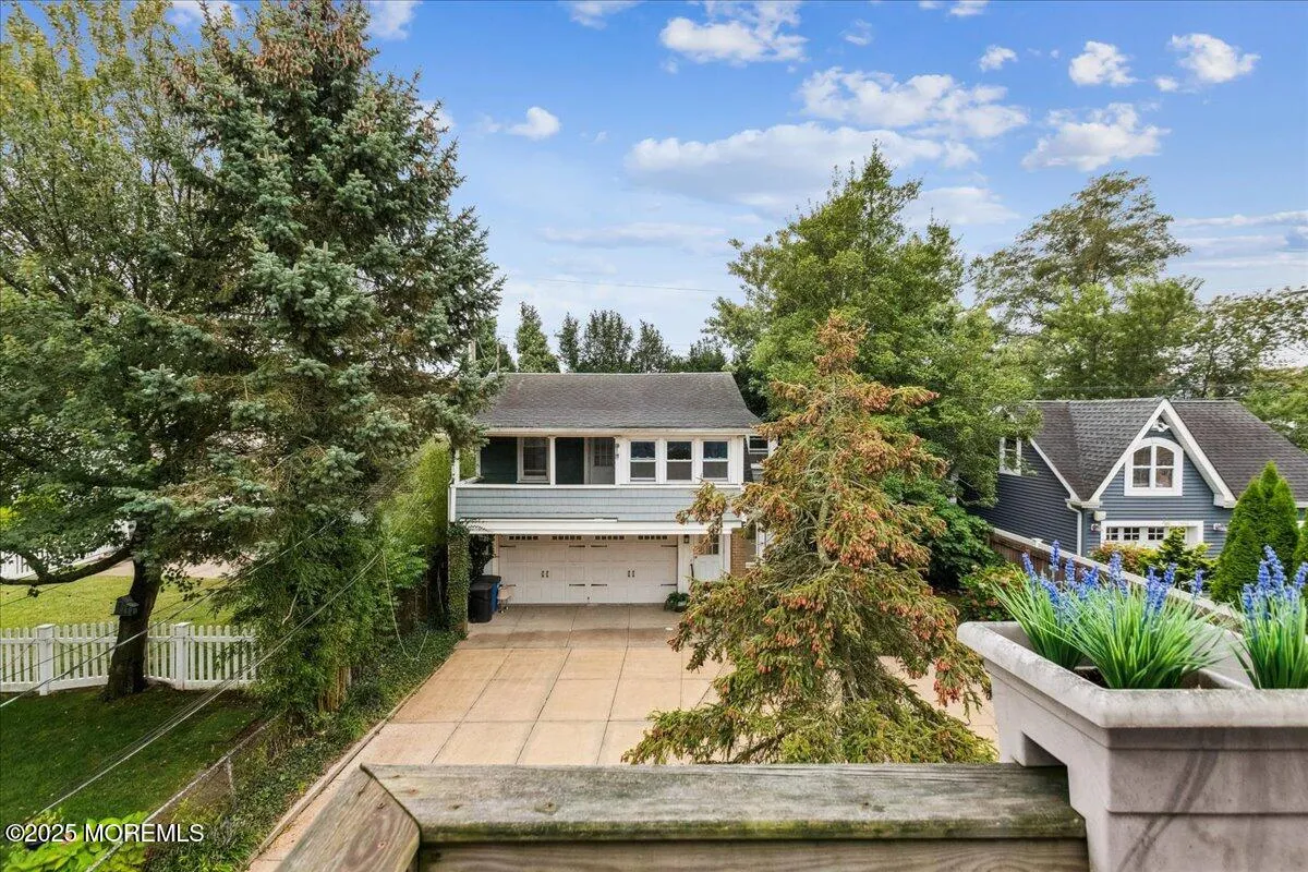 Belmar, New Jersey 07719, United States, 6 Bedrooms Bedrooms, ,6 BathroomsBathrooms,Residential,Active,205856