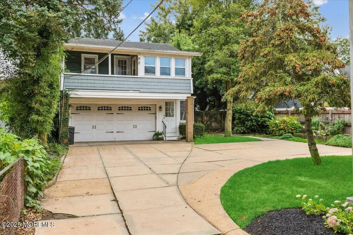 Belmar, New Jersey 07719, United States, 6 Bedrooms Bedrooms, ,6 BathroomsBathrooms,Residential,Active,205856