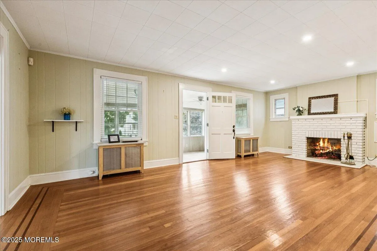 Belmar, New Jersey 07719, United States, 6 Bedrooms Bedrooms, ,6 BathroomsBathrooms,Residential,Active,205856