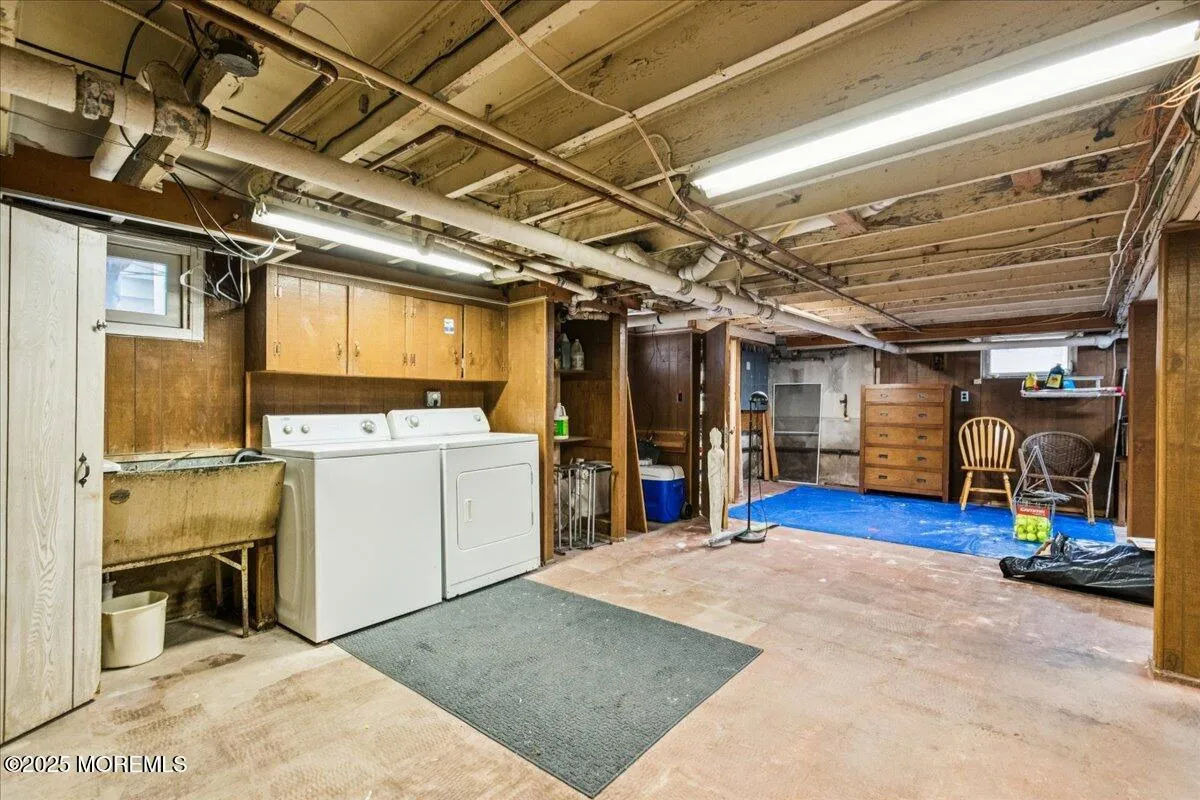 Belmar, New Jersey 07719, United States, 6 Bedrooms Bedrooms, ,6 BathroomsBathrooms,Residential,Active,205856