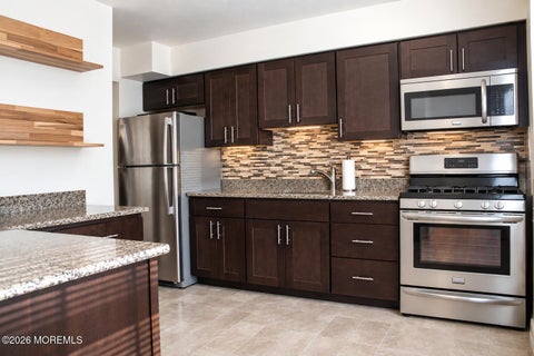 Apartment For Rent - 364 Westwood Avenue #UNIT 29<br/> Monmouth County, Long Branch, NJ 07740