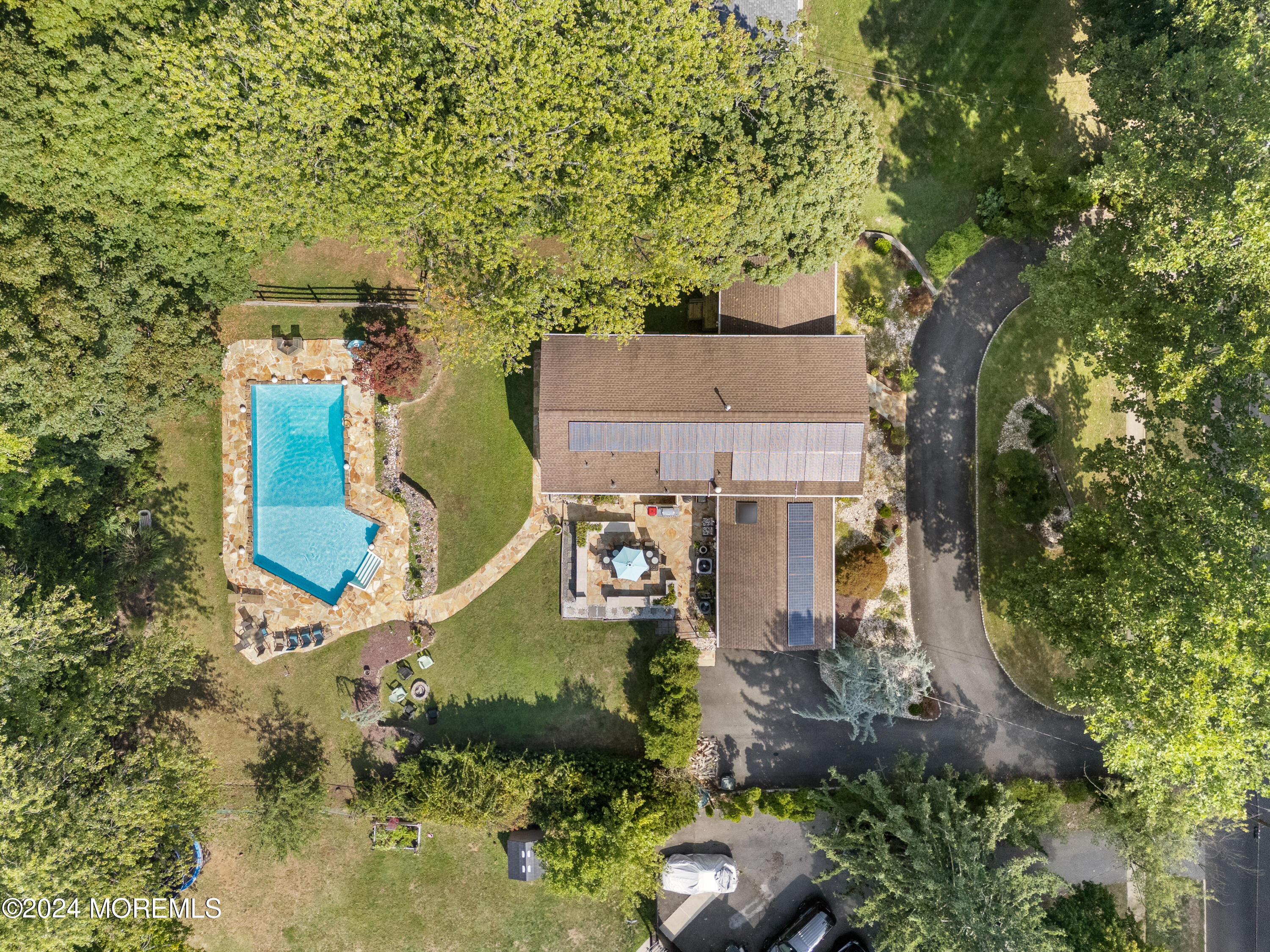 743 Colts Neck Road, Freehold, New Jersey image 8