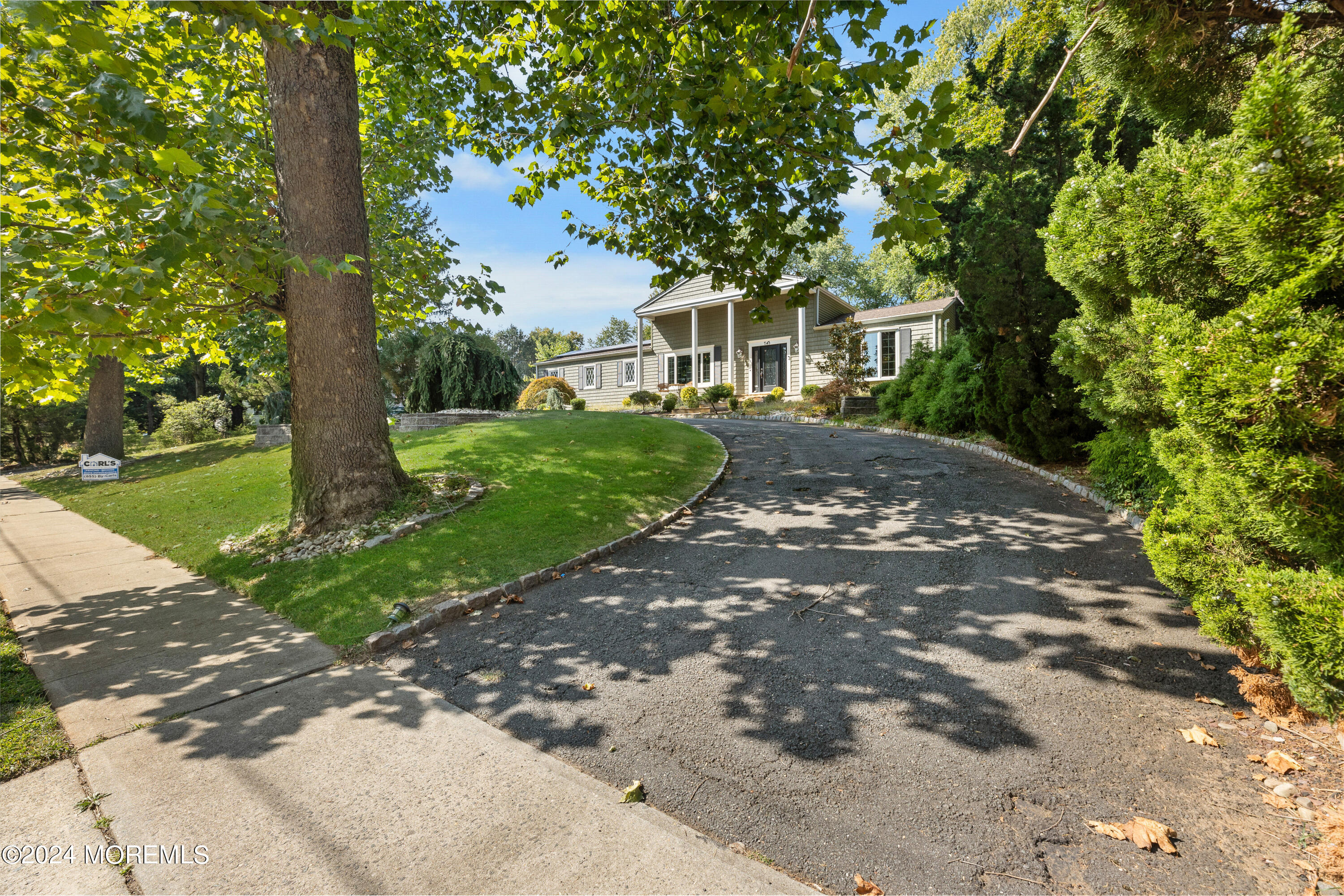 743 Colts Neck Road, Freehold, New Jersey image 4