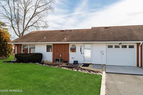 696 Plymouth Drive Unit B, Lakewood, NJ 08701 - #: 22504603