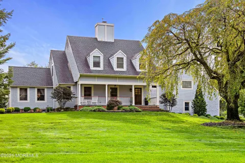 10 Boxwood Drive, Colts Neck, NJ 07722 - MLS#: 22513870