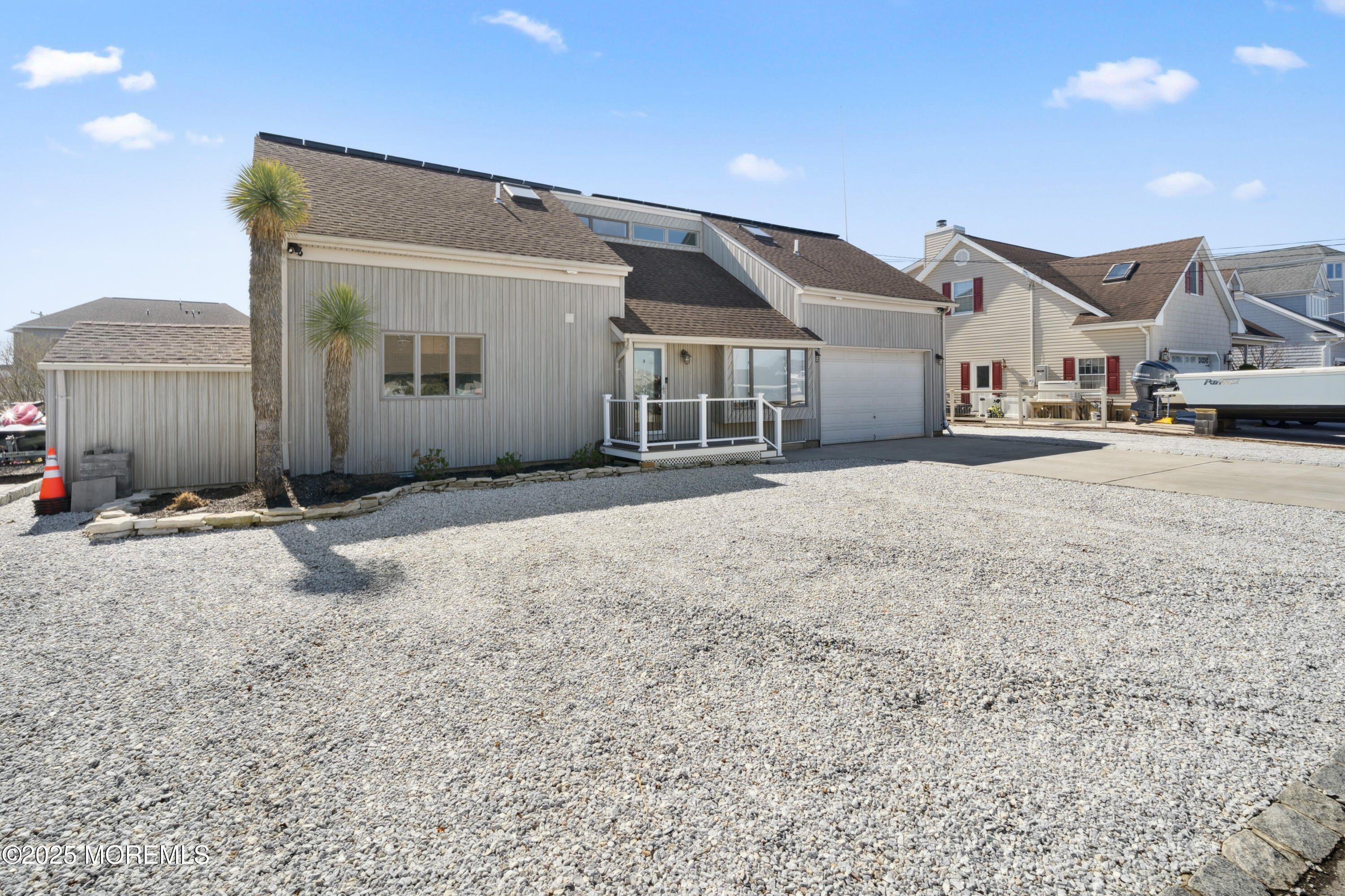 823 Forepeak Drive