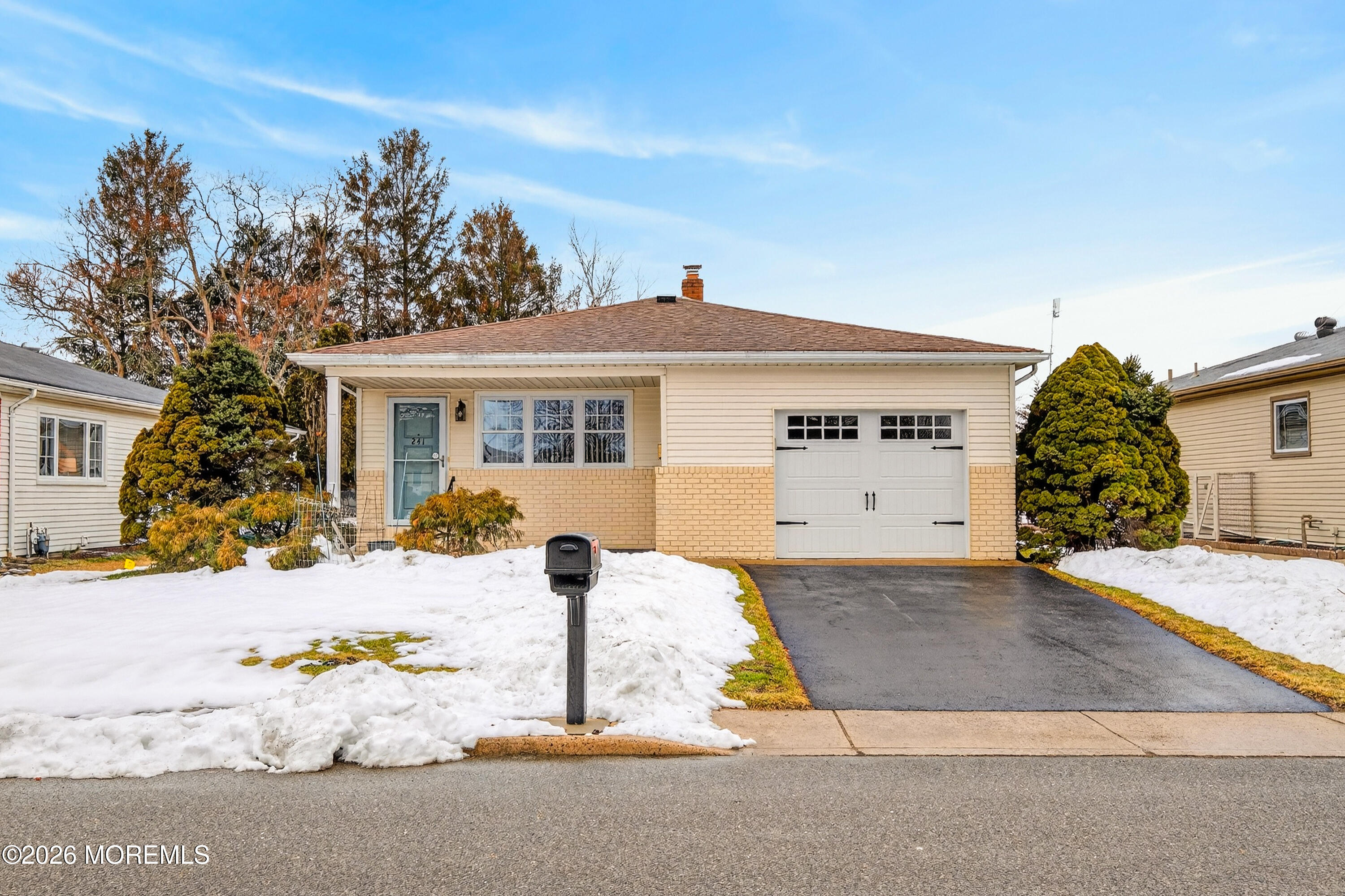 241 Charlotteville Drive N