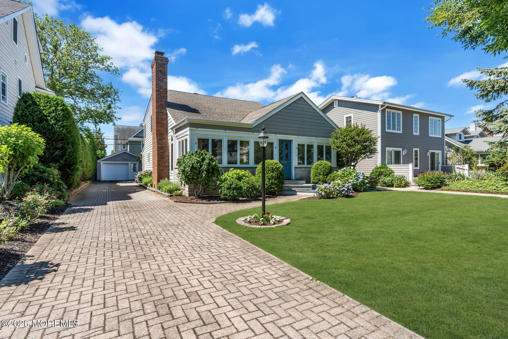 118 Neptune Place