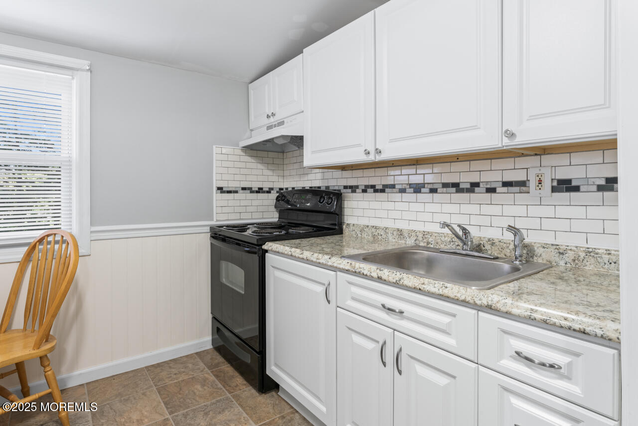 36 Pinewood Drive, Brick, New Jersey image 24