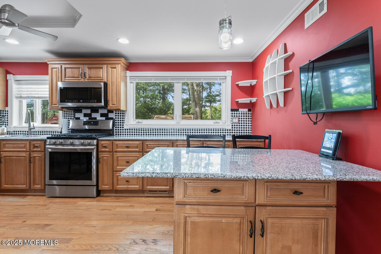 36 Pinewood Drive, Brick, New Jersey image 10