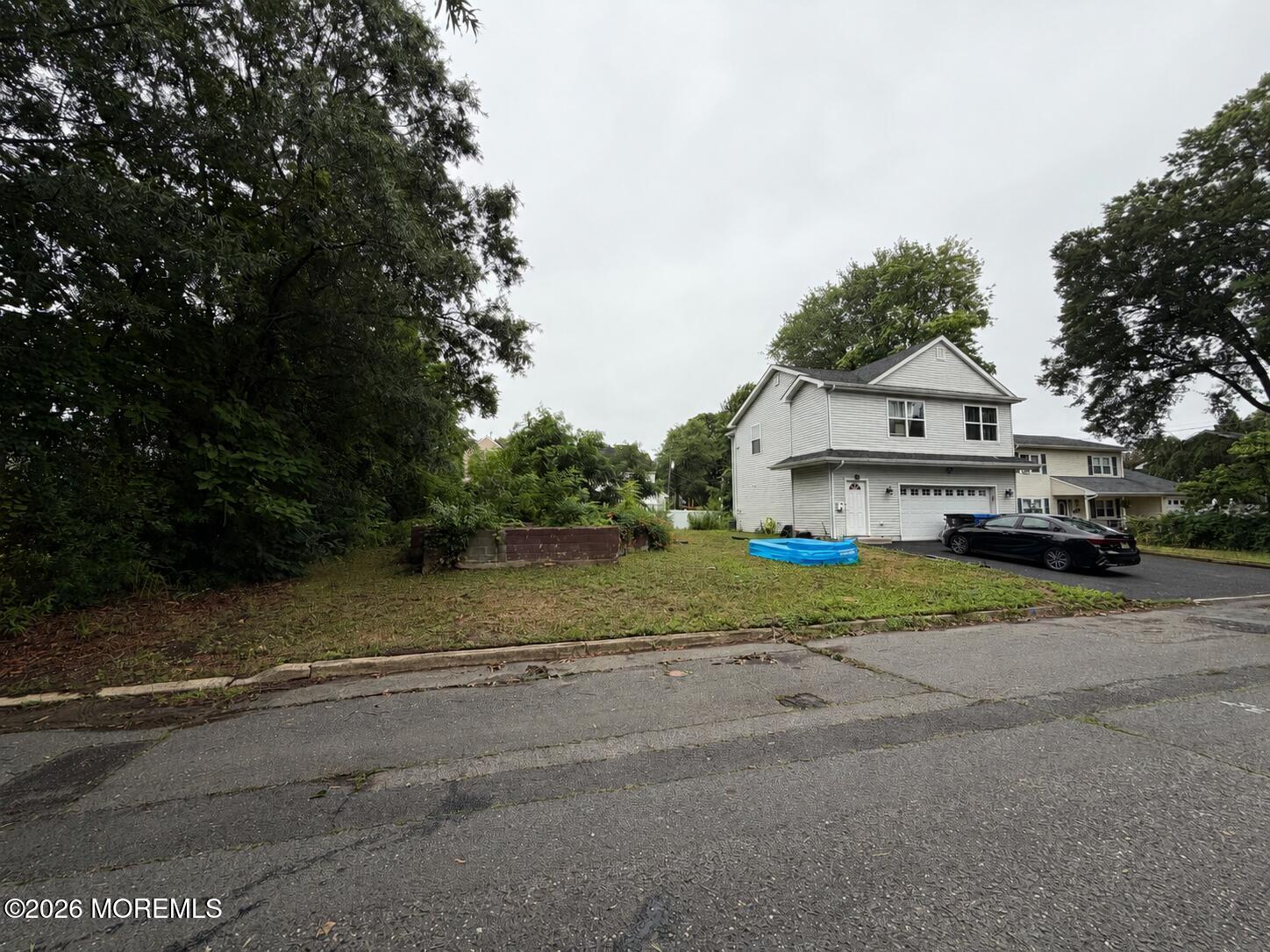 3 Carolina Avenue