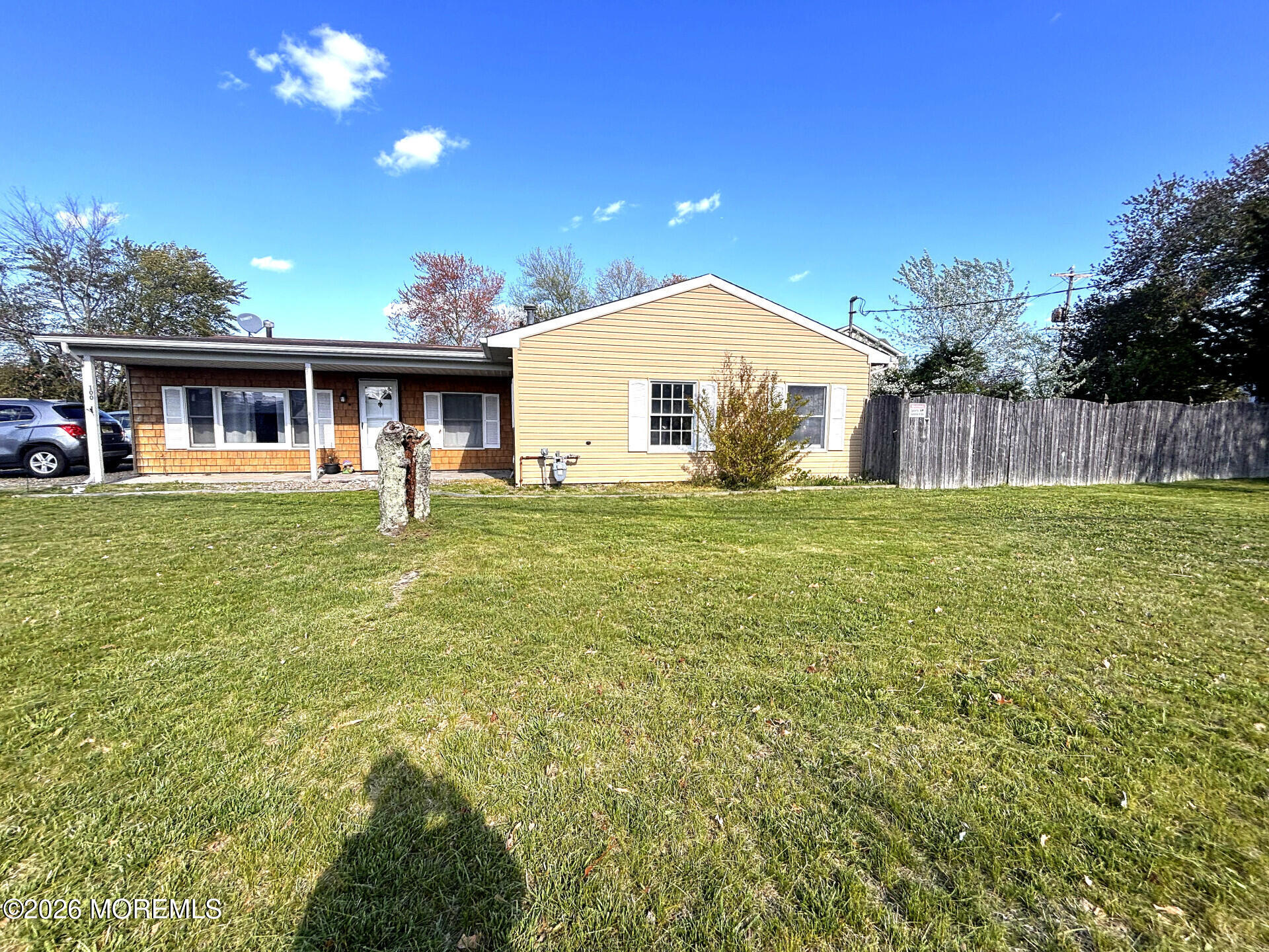 1005BeachBlvd_67720_1