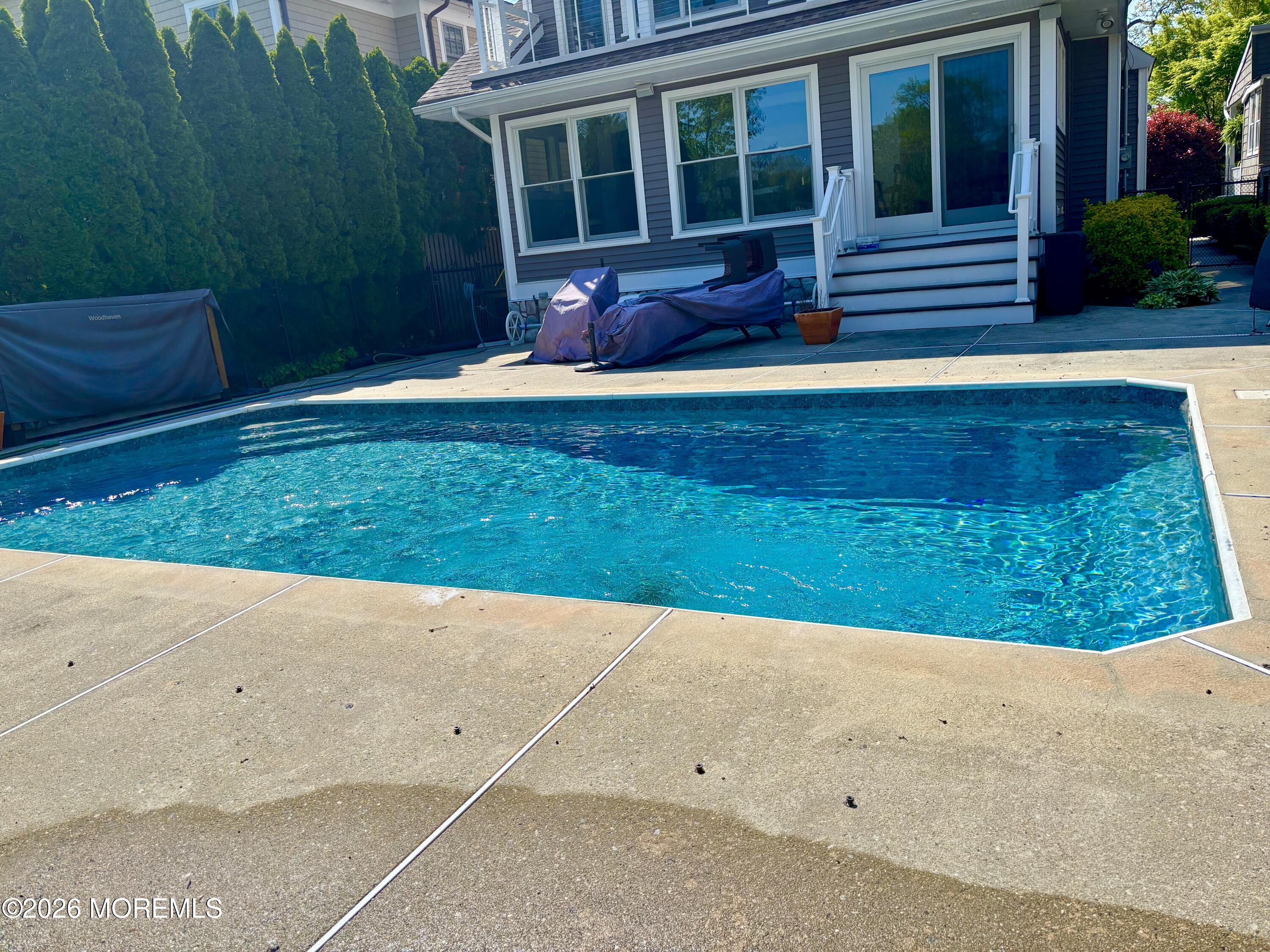 1305 Locust Drive