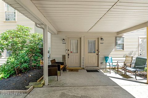 Photo of 1506 Jasmine Court, Jackson, NJ 08527 (MLS # 22530975)