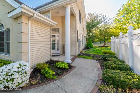 Condo For Sale - 18 Chesapeake Drive<br/> Holmdel, NJ 07733