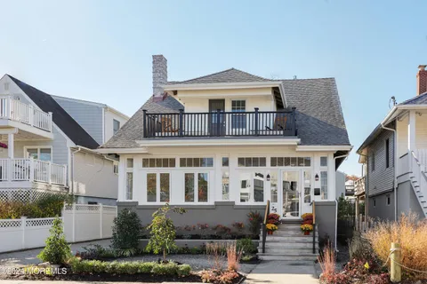 25 Shrewsbury Avenue, Highlands, NJ 07732 - MLS#: 22510878