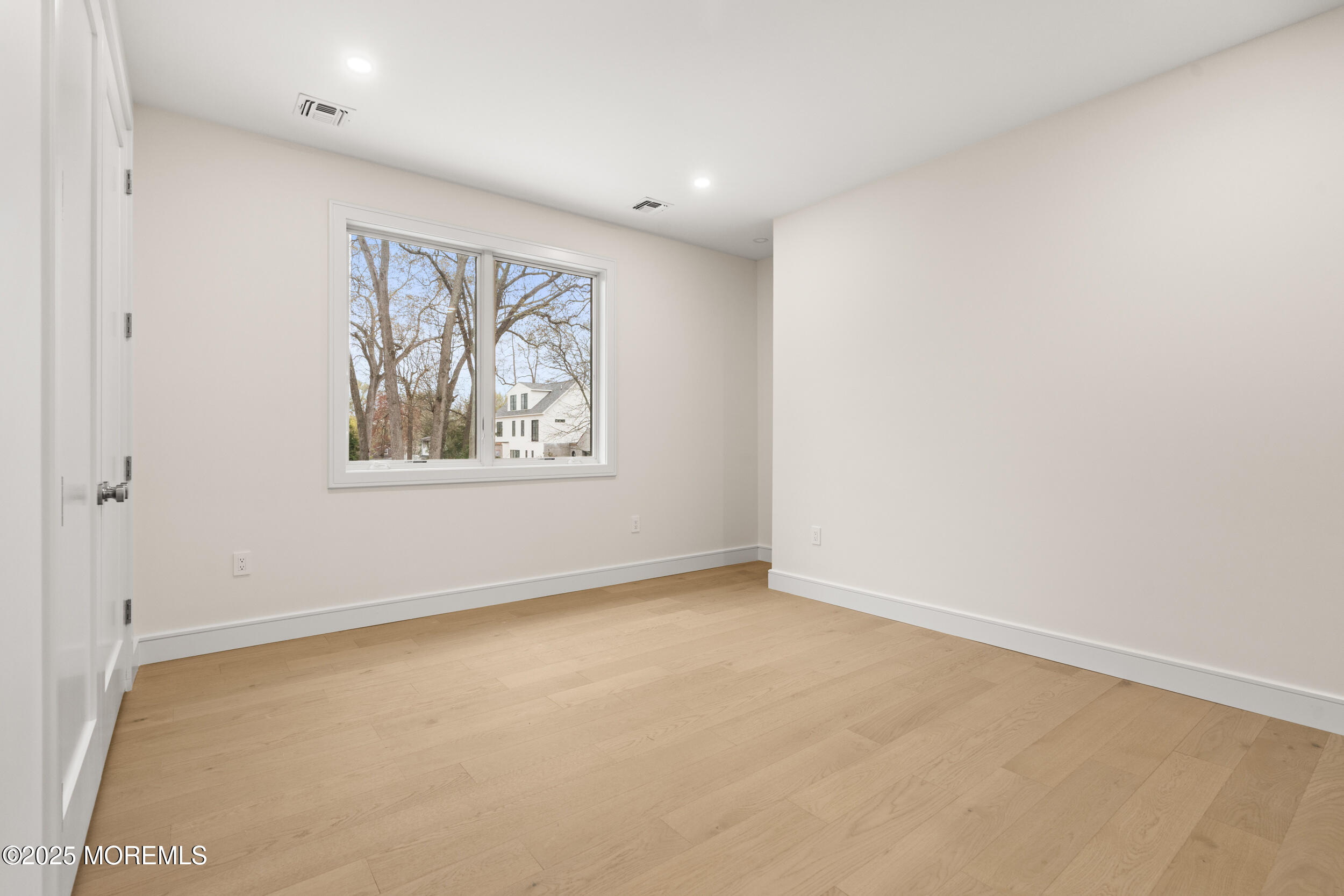 428 Wells Avenue, Oakhurst, New Jersey image 36