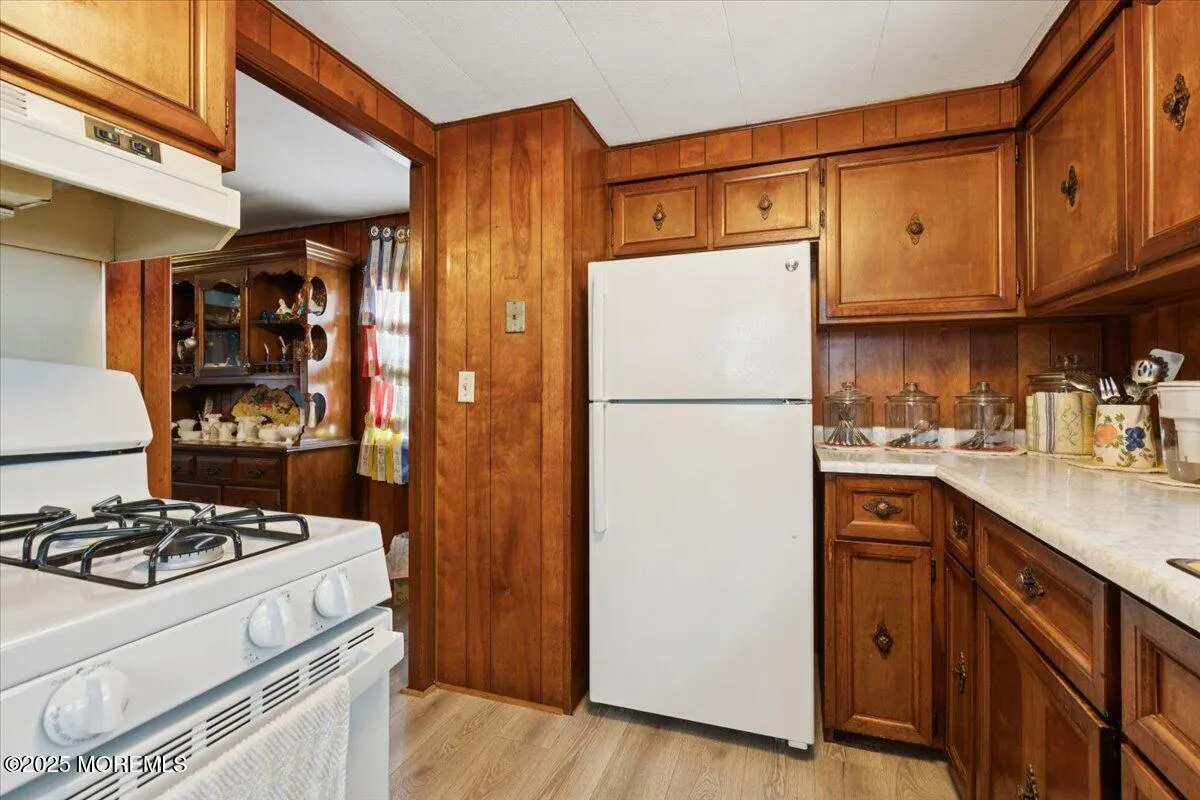 Toms River, New Jersey 08755, United States, 2 Bedrooms Bedrooms, ,1 BathroomBathrooms,Residential,Active,176970