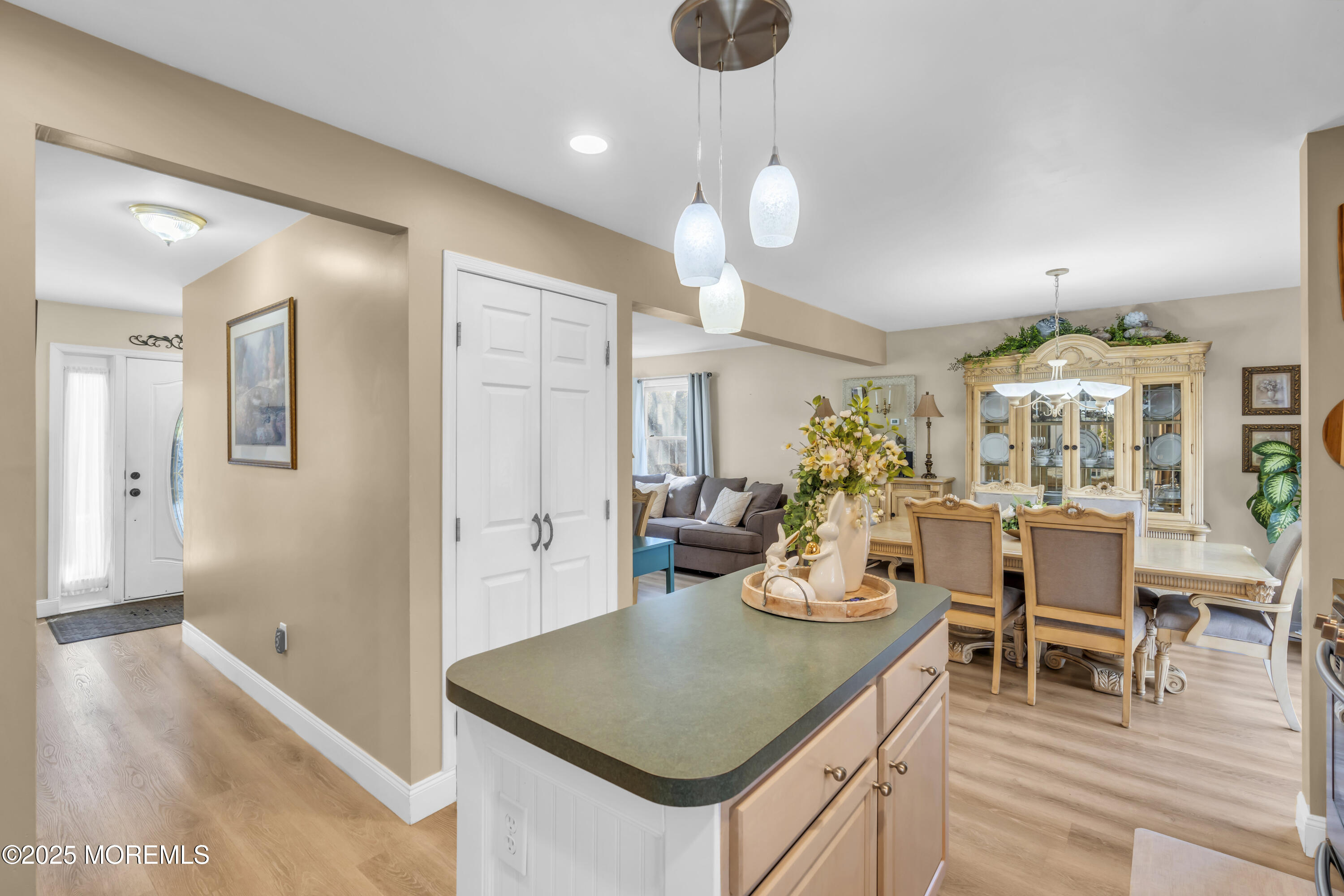 90 Bear Brook Road, Princeton, New Jersey image 25