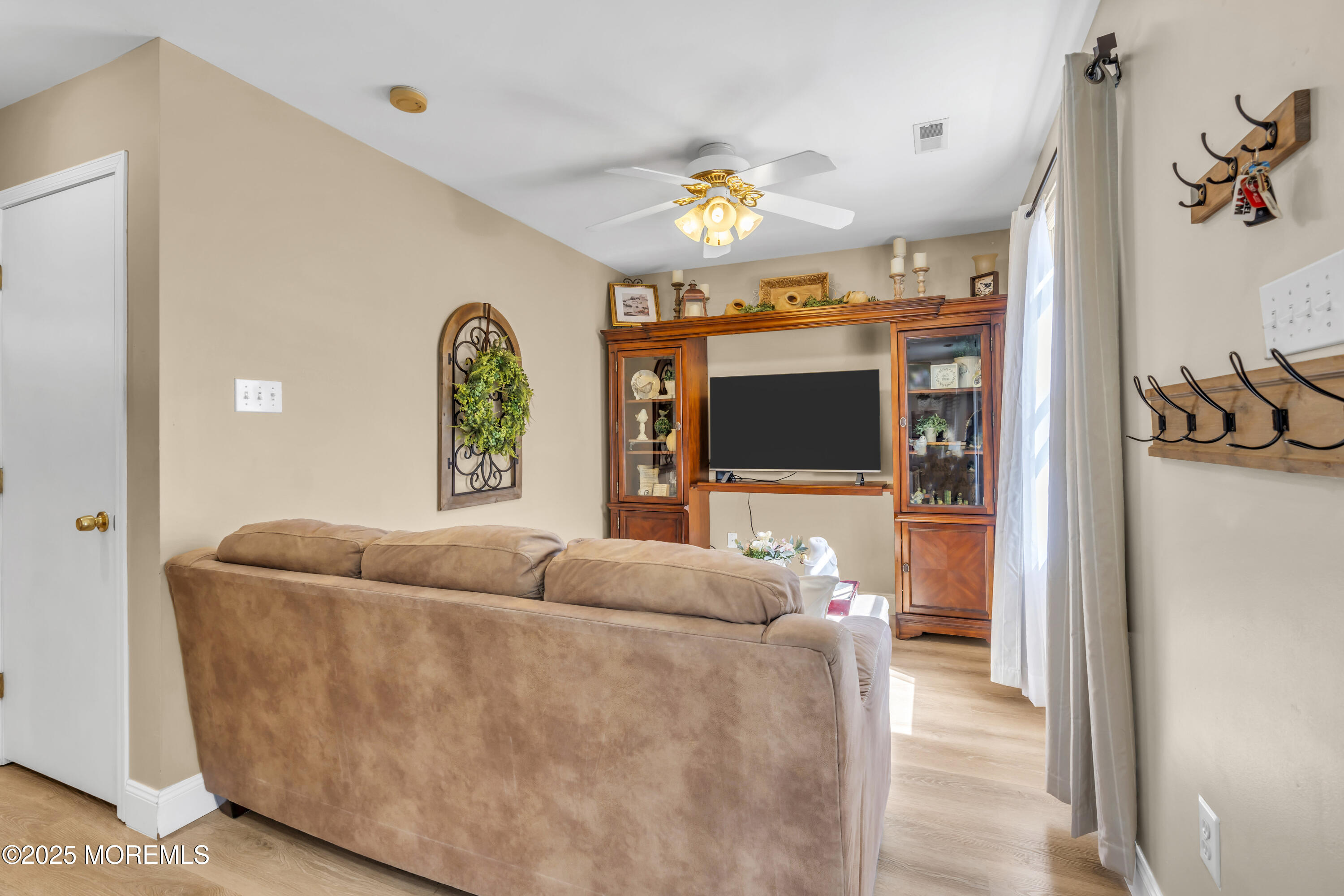 90 Bear Brook Road, Princeton, New Jersey image 10